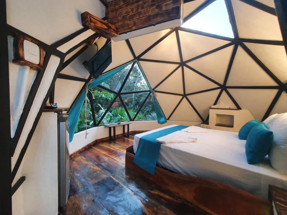 Glamping Tomaselli Hotel Manuel Antonio Kültér fotó